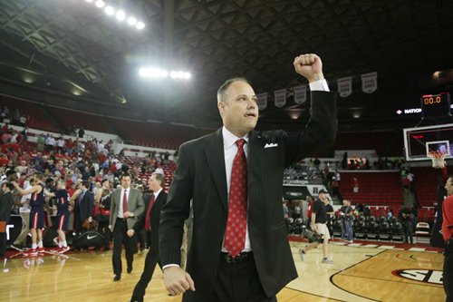 5 observations from Georgia's win over Belmont, including Mark Fox showing his athleticism bit.ly/1XwADSa
