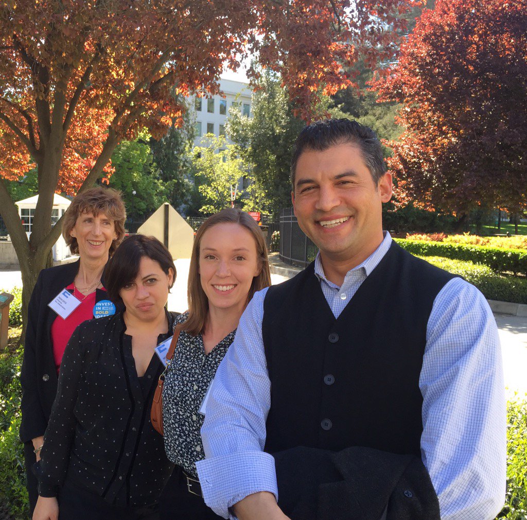 mbmoskowitz's tweet photo. Invest in Bold Ideas @GradDivision @berkeleymedia Dean + PhDs remind Asm @DasWilliams in Sac today #UCGradResearch https://t.co/ANHN770I3F