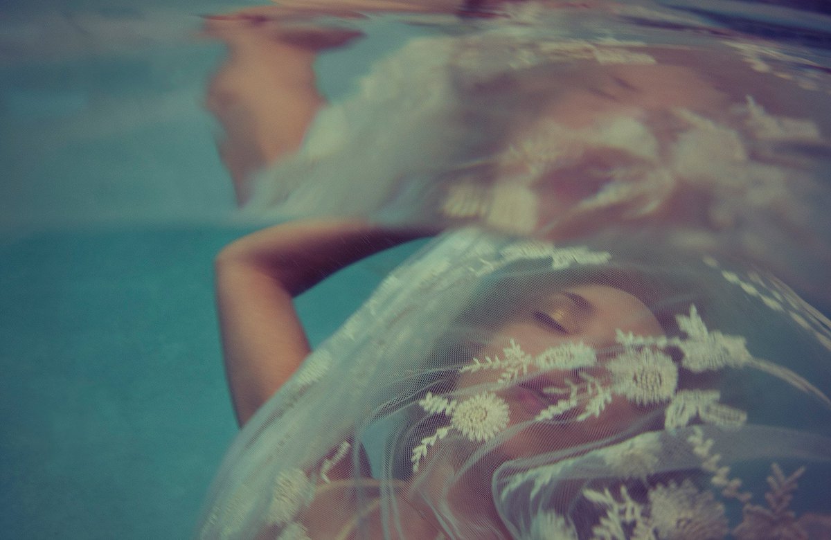 osvaldovann's tweet photo. Mallory Morrison #Photography - Fine #Art #Underwater #FineArt #MalloryMorrison via #SaatchiArt @SaatchiArt https://t.co/HmUNzDUUVh