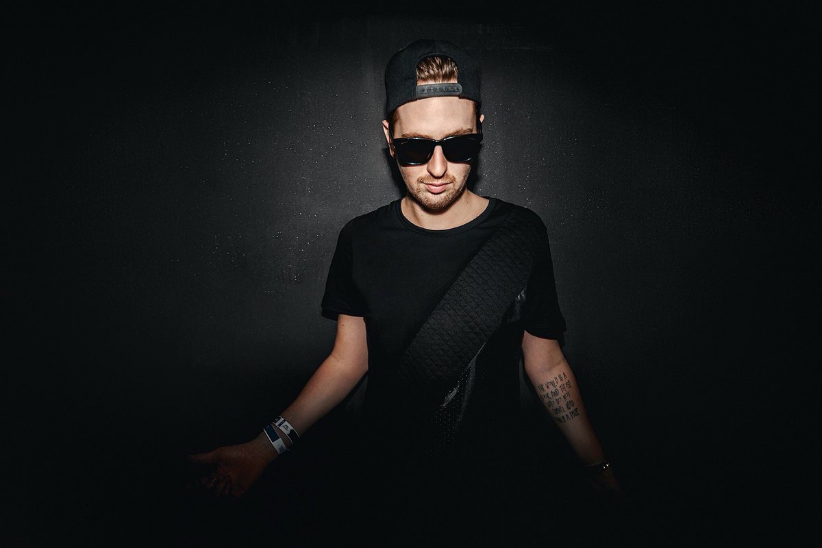 edm_TO's tweet photo. This Friday @robin_schulz is back in Toronto inside UNIUN alongside @ManzoneStrong https://t.co/s9uWXhLfmN #edm https://t.co/9tiY6LF4IT