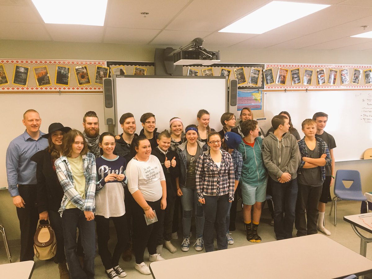 ShawnGrassroots's tweet photo. Thanks @HerBrothers for visiting our school and chatting with our social justice kids! @StMarysSexsmith #mpy4c https://t.co/2bfTY6oG3K