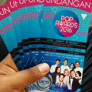 yuk peeps yg mau ngelive, tiket udh ada di tngn. bisa hub +62 818‑0745‑4137 @sendyariesetia (Tiket terbatas)