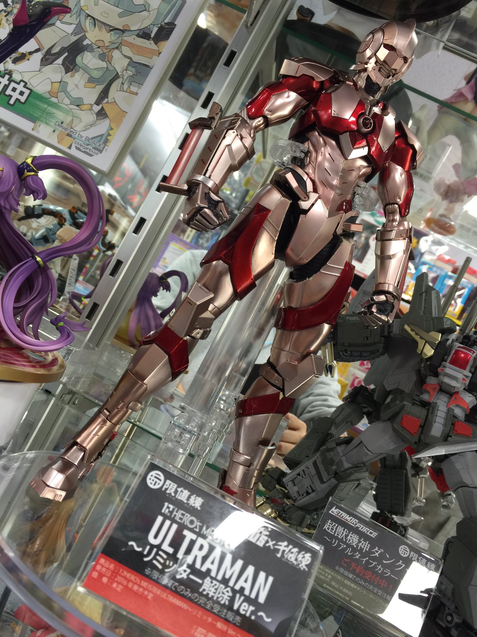 赤 白 帽子 新品·未開封 12'HERO's MEISTER ULTRAMAN