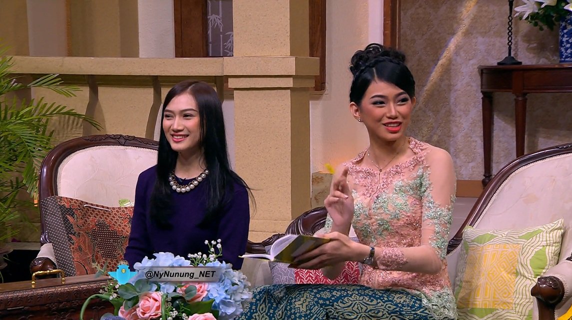 Yg udah nungguin episode @melodyJKT48 di <a href="/NyNunung_NET/">Nyonya Nunung</a>, sore ini merapat ya pkl 16.30 WIB, ada <a href="/M_DesyJKT48/">.</a> jg..