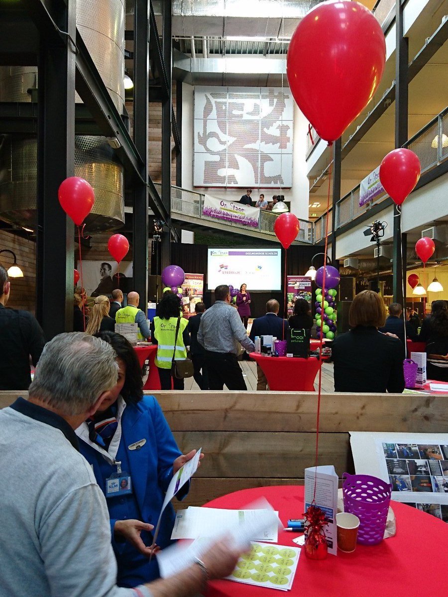 De start van het beroepenfeest @ZmeerOnStage