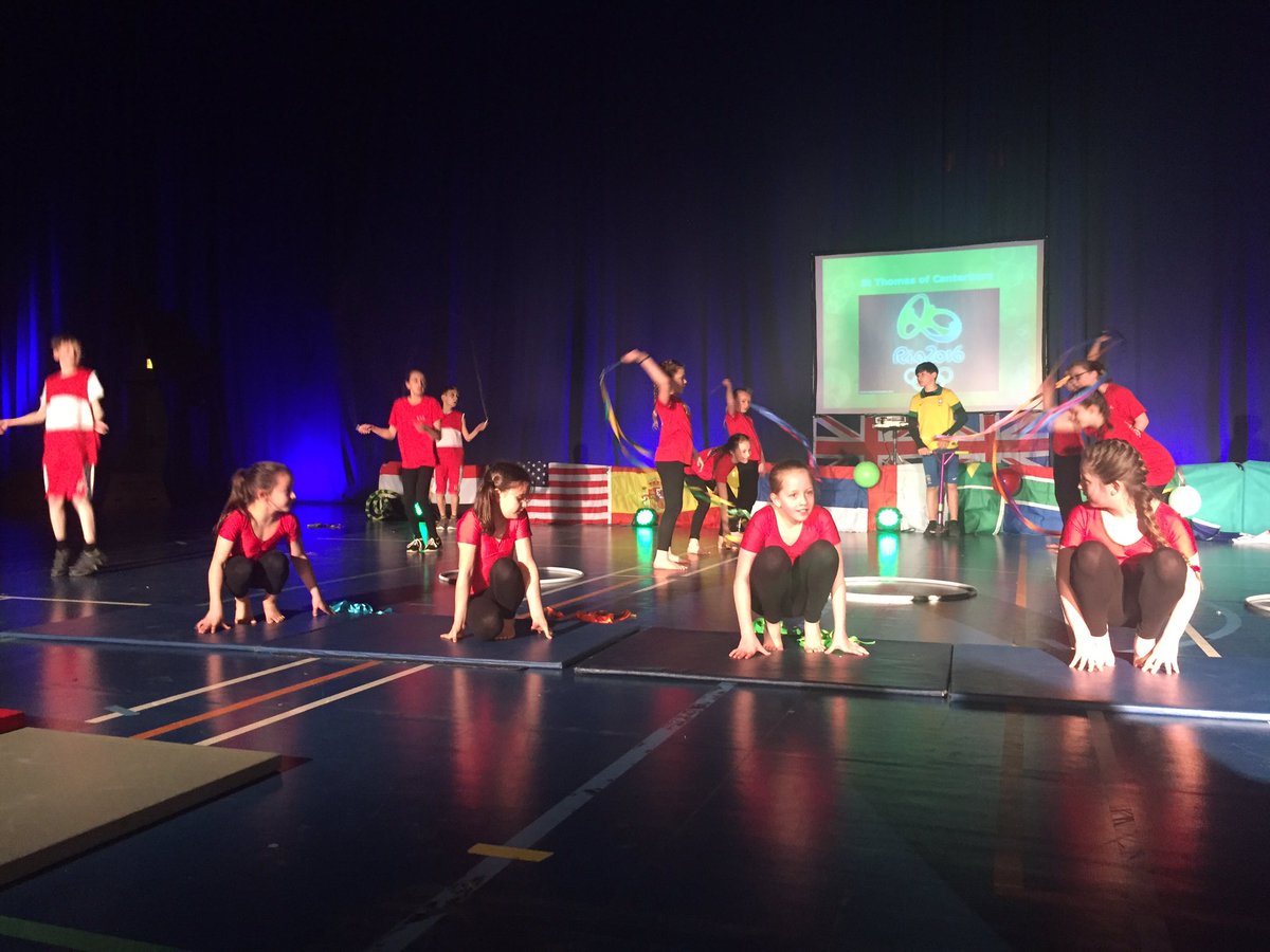 LinksSSP's tweet photo. There is always so much going on in the @StThomasCant performances! Well done!! #movefest2016 https://t.co/M6w16ZzI1u
