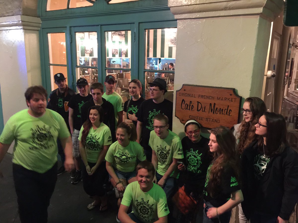 lauraapplesauce's tweet image. Sprockets Team 2341 #Entergy4good like and retweet this photo.