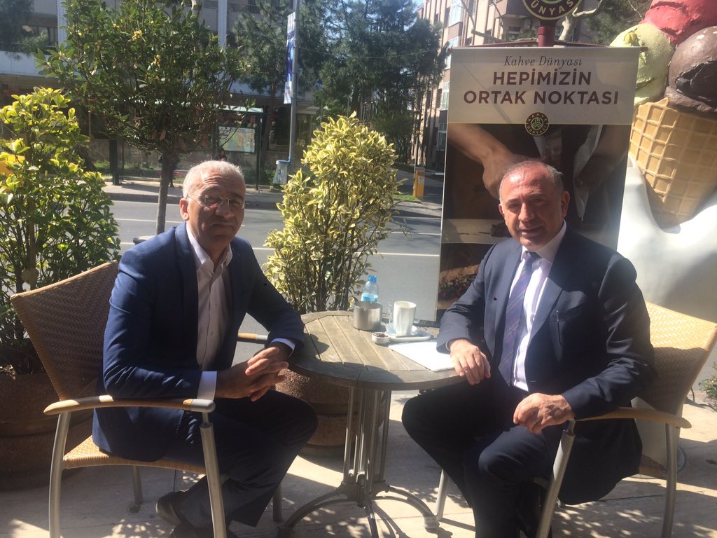 IsmetAbbasoglu's tweet photo. #CHP Gürsel Tekin ile derneğimizi konuştuk https://t.co/YeTr7gw3eC