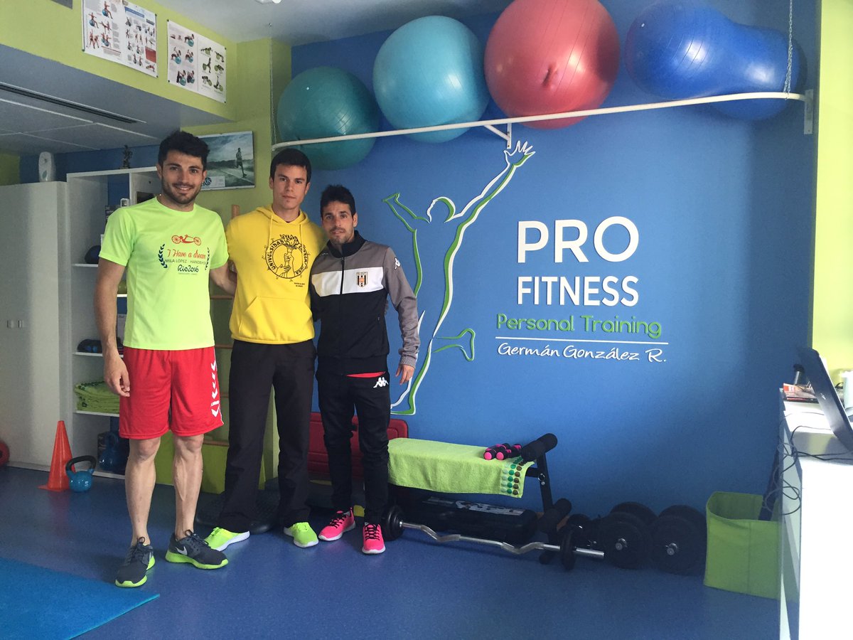 "A veces hay que dar un paso atrás para dar dos adelante" entreno con l profe <a href="/GermanGonRam/">Germán González Ram.</a> y el mago  <a href="/troiteiro10/">JORGE TROITEIRO ⑩</a>