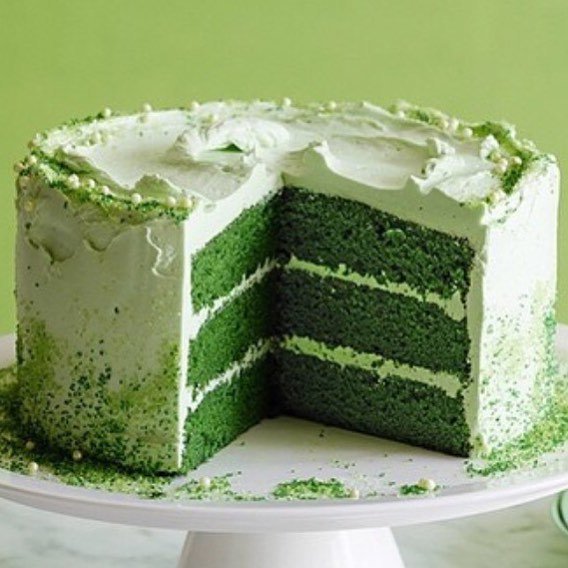 AdamCPearson's tweet photo. Happy Green stuff day! Make food networks green velvet cake ! Drink green beer ! Eat brocc… https://t.co/4lsqRtVrDB https://t.co/za7cxBsVVz