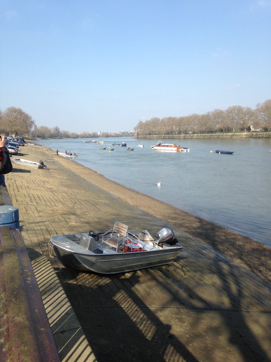 JuniorRowing's tweet photo. All quiet on the home front as we await the first boats... #shorr2016 https://t.co/DOQ0apxbW1