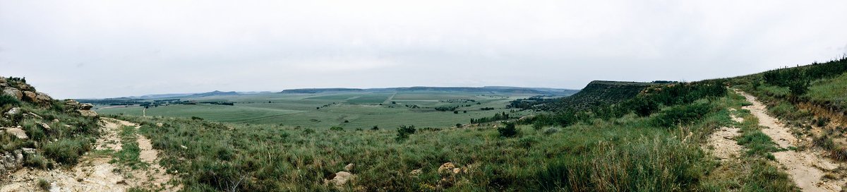 3Mountains_'s tweet photo. Are you ready for #GroenkloofMountain?  Sandstone heaven! #MTB #TrailRun #FeelTheFreedom @Rockets_SA @Dirt_Jam https://t.co/dpKdroa7Jd