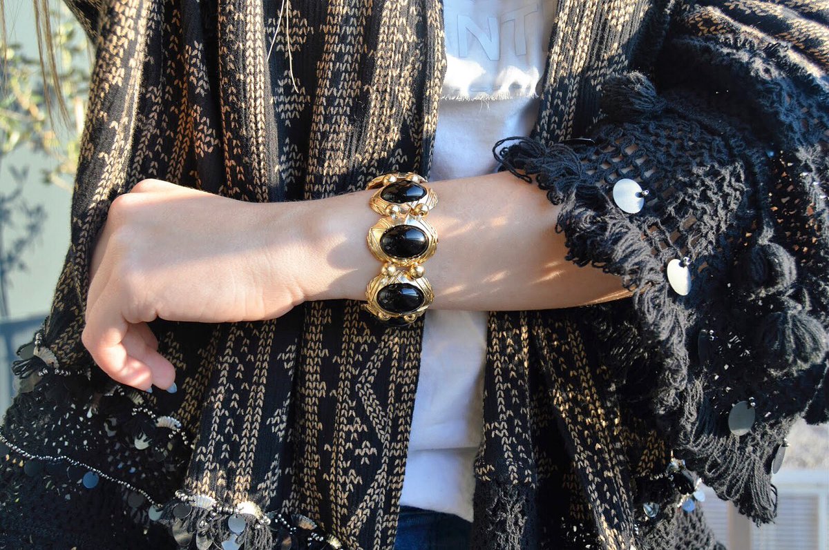 whatwewearstyle's tweet photo. Black and gold on Blog βοΈ #itblogspt #fashion #fashionblogger #fashionista https://t.co/ZV9kmTCUKe