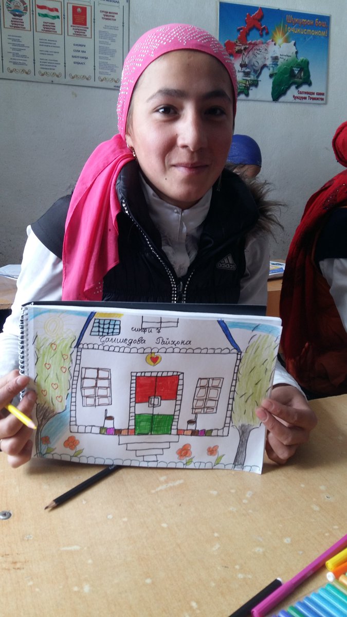 BegmatovaMadina's tweet photo. The process of developing #perks for #UNDPCrowd campaign #GuzgefSolarSchool @CrowdfundingCro https://t.co/F3lBXnCJE8