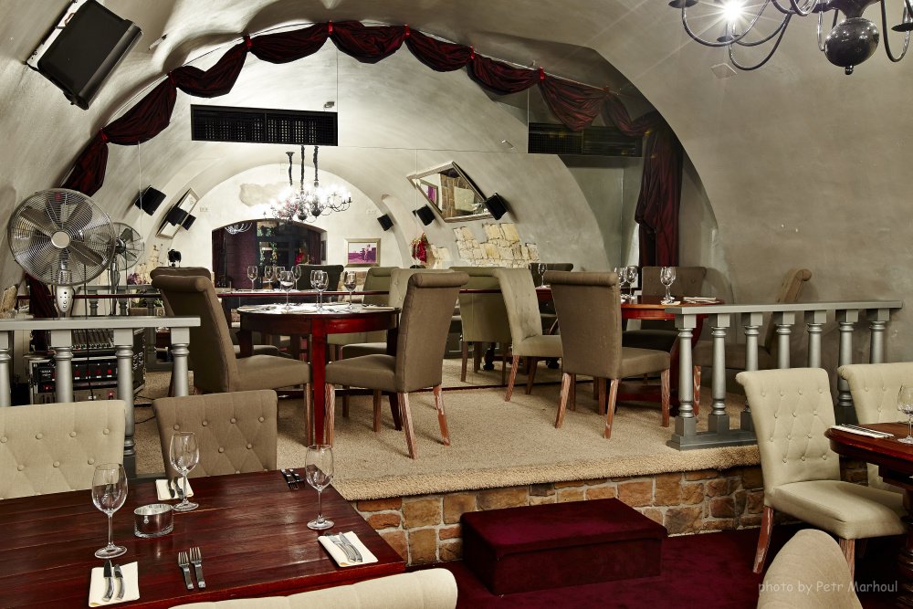 LCAPRG's tweet image. Pečený jehněčí hřebínek tažený ve vákuu s batátovým pure.  Rezerevace online: lacasaargentina.eu/czech/rezervace