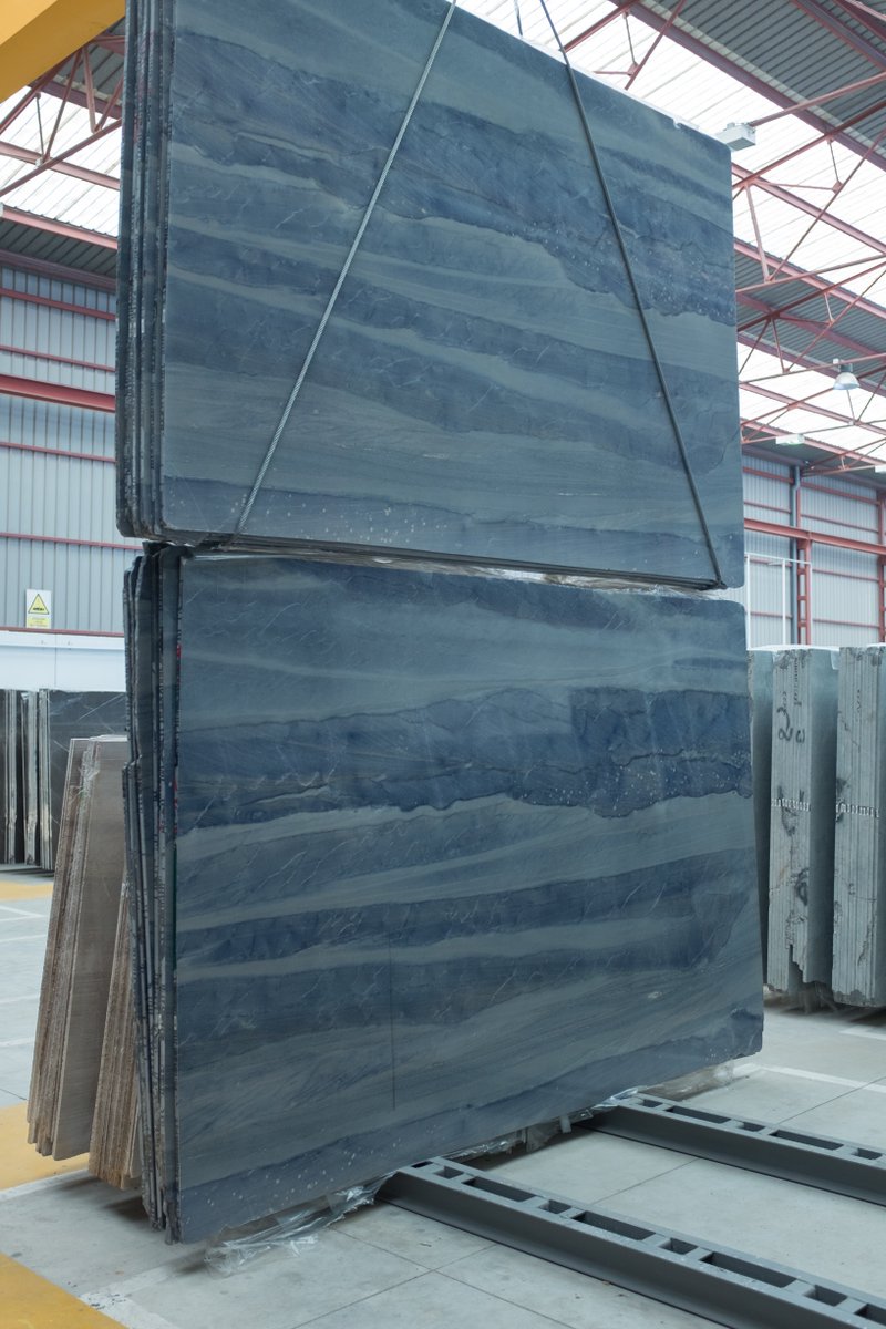 Intermarmor_'s tweet image. #JustPolished New block of Blue Macauba Granite. Do you like it? #WeAreIntermarmor
