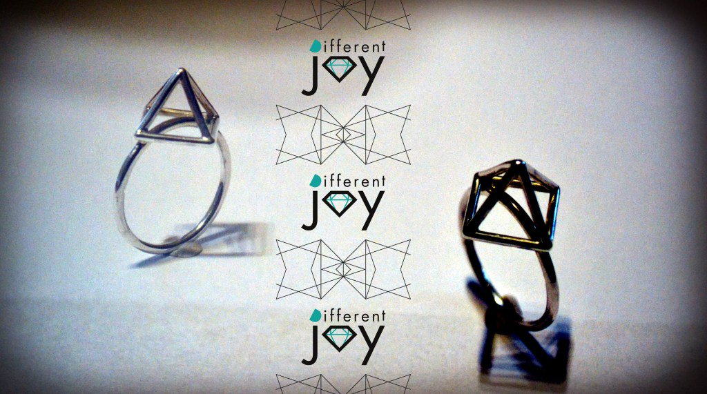 differentjoy's tweet image. Rings Time differentjoy.net/2016/03/17/rin…
