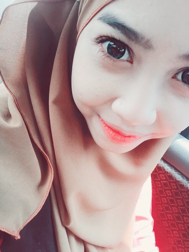 roti_boom's tweet photo. summer..😌 hahahahahahahahah https://t.co/D0rptyGmkh