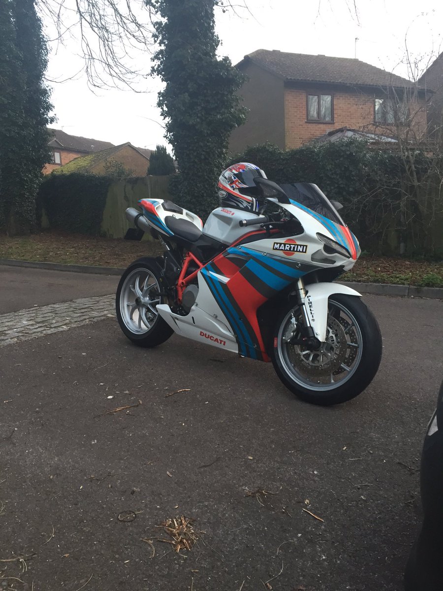 Marklaw16808073's tweet photo. My lady is off for new belts and shoes #brembo #exactfit #ducati #martini https://t.co/8nsN4Ag7W7