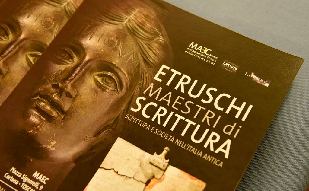 toscananotizie's tweet photo. Alla scoperta della scrittura degli etruschi. Dal 19 marzo a Cortona https://t.co/OIOOtUO644
#Cultura #Toscana https://t.co/lgrpWKhmuo