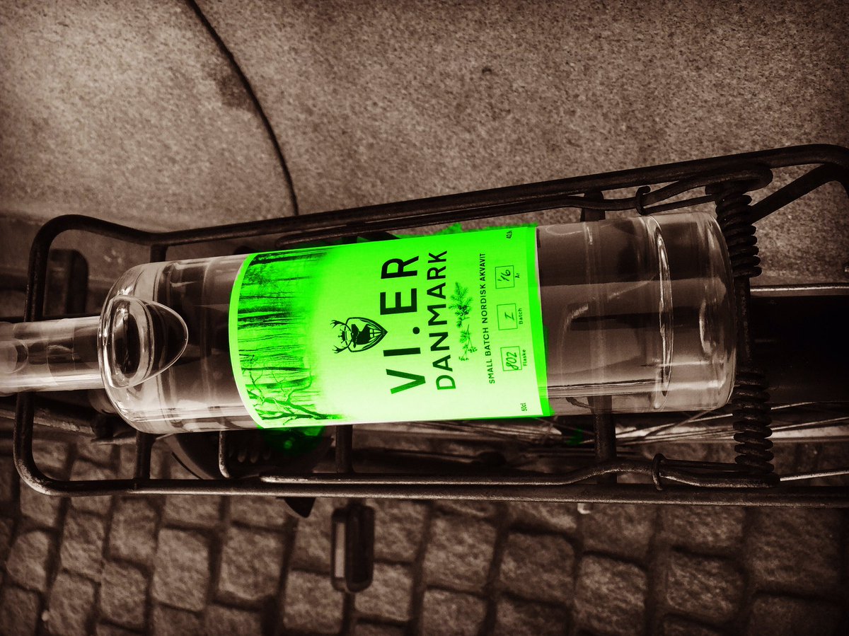 vierakvavit's tweet photo. Everybody is Irish on St. Paddy's. We just swap out whiskey with Aquavit! #StPatricksDay #vierakvavit #aquavit https://t.co/BEA554KQXJ