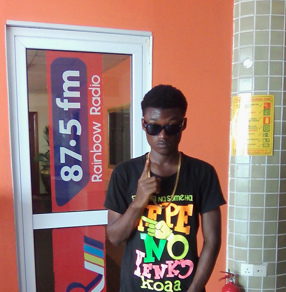 DeSkyLegend's tweet photo. Throw back, 2015 @ rainbow radio. Gm https://t.co/UfdkqvckAI