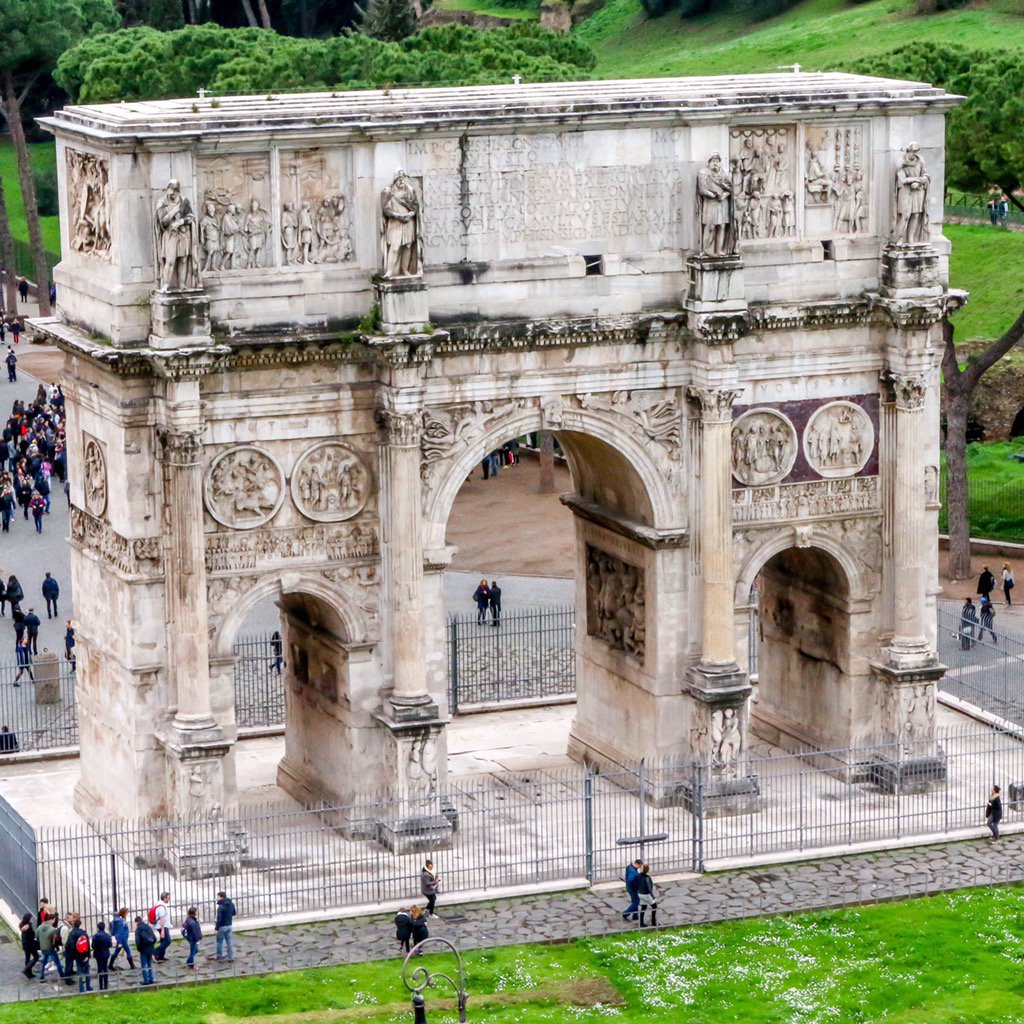 Sameoldsmiths's tweet photo. Arch of Constantine in Rome. #Rome #picoftheday #arcofconstantine #weekendAway #History #armaturephotography #Italy https://t.co/h8l53R1LoE