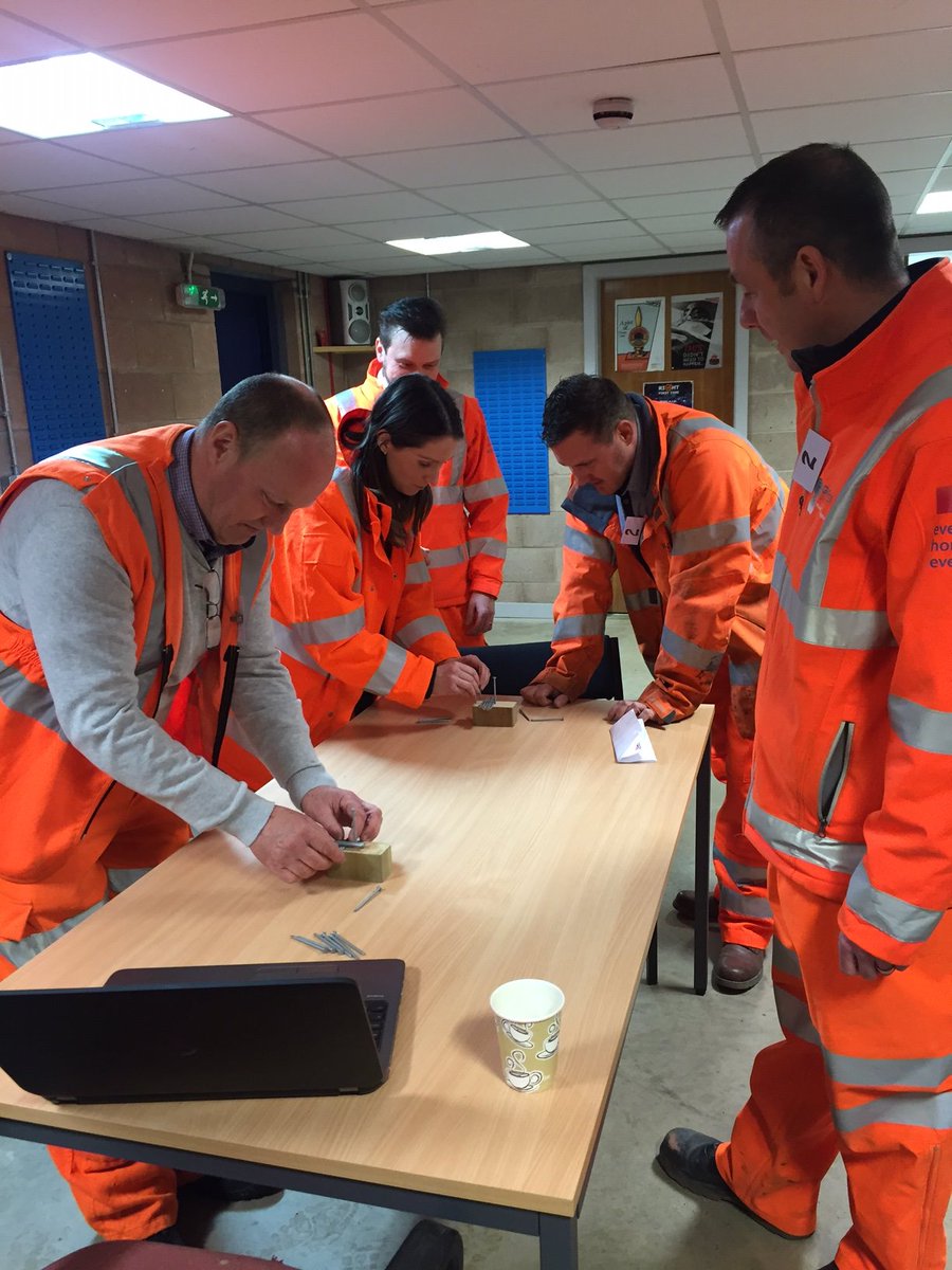 GiffenGroup's tweet image. Many thanks to @NetworkRail @KentPHK1 @LinbrookeUK for
enjoyable day collaborating #StepUpForSafety event Glasgow
