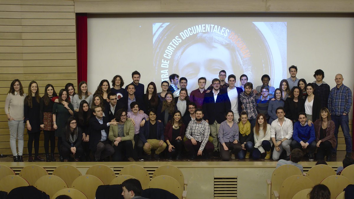 taxilari's tweet photo. ayer con la gente de @fcomunav , en #Docunav con @efren_cuevas https://t.co/eSo3s9YzAN