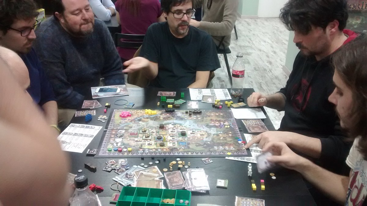 WAH_Studio's tweet photo. SanGimignanoBG de @Pocket_Invaders para @games_kaos en #LudoMad. Listo para mandar a imprenta. Pintaza!! https://t.co/0Tvs1j7b37