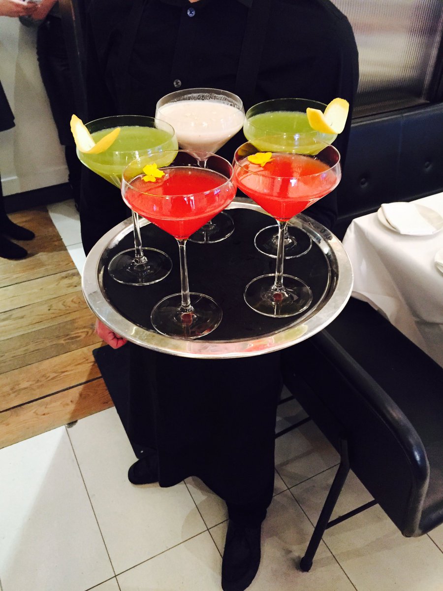 HJi_Mary's tweet photo. The best way to start a Thursday-morning mocktails! Thanks @ColorWowHairUK https://t.co/sKnV1vB5Zt
