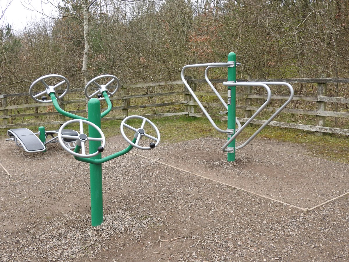 Mightychub's tweet photo. #ShipleyCountryPark has extended its #Trimtrack @AccessibleDS which some of the kit is #access4all now 1.6Km long https://t.co/kvJfUbJCVK