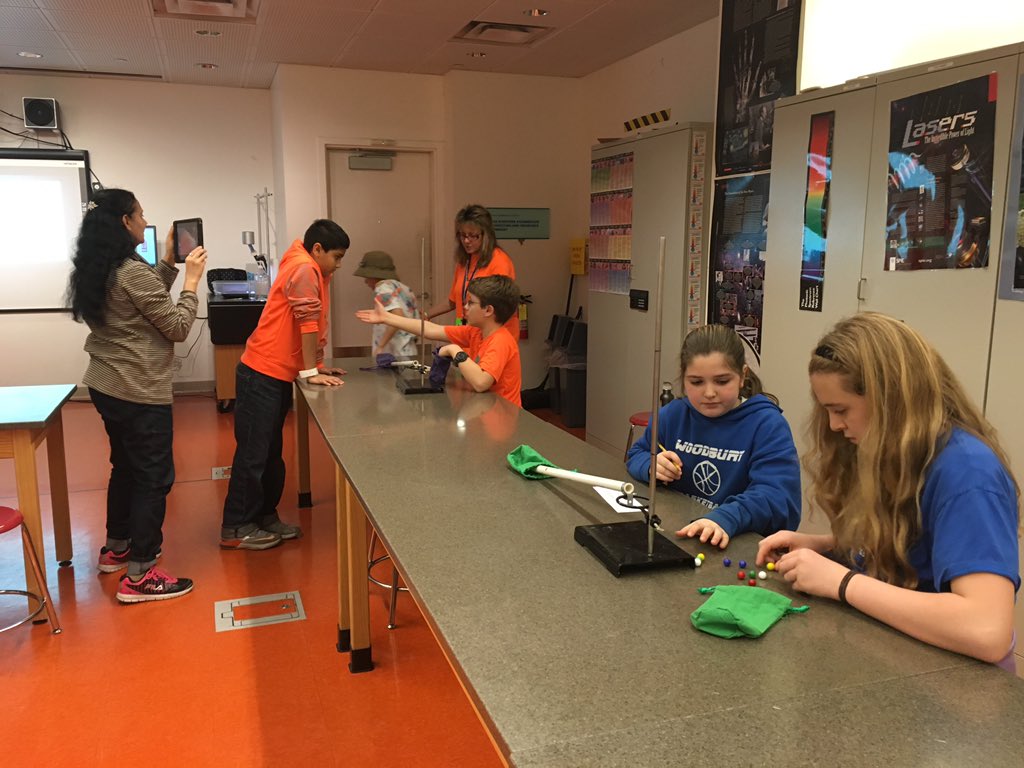 BergeronR14's tweet photo. Fifth grade field trip to act Science Ctr was awesome! https://t.co/cF4VCcnrQU