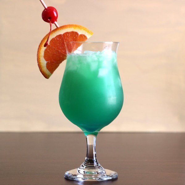 ABetterCocktail's tweet photo. Shamrock Juice cocktail—find the recipe here: 
https://t.co/8EQmIWiVY3  #shamrockjuice #gin #tequila #vodka #rum … https://t.co/zW0BR8zm4O