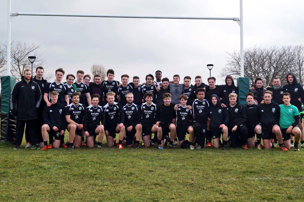 The 1st XV beat local rivals Hayes 48-7. A great send off for our Yr13's in their final game for the school.