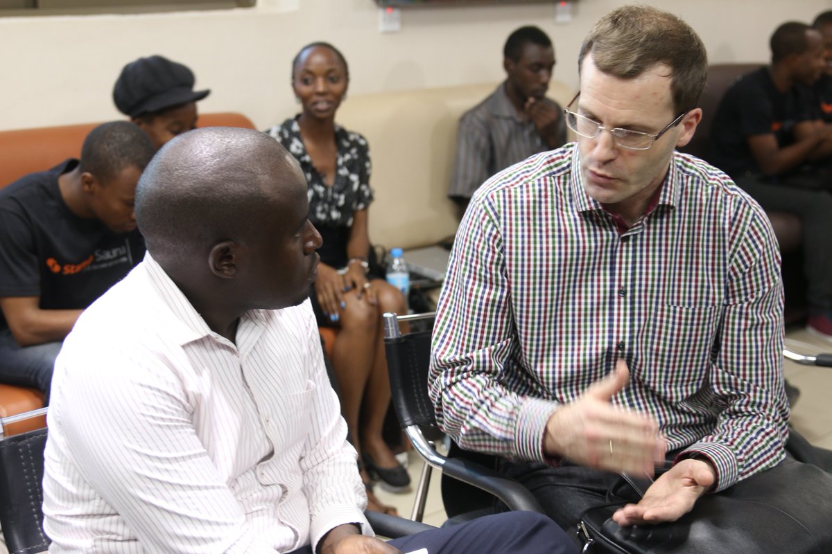 Funguo_Tz's tweet photo. A break from the morning session for a bit of networking. @AfricaTeemu @AnzaInt @InkaM #InnovationTz https://t.co/yljO47wVBU