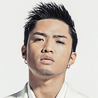 EXILE_NEWS_com's tweet photo. ★海外ドラマ『レジェンド・オブ・トゥモロー』の
日本初上陸となる吹き替え版で
GENERATIONS 数原龍友が声優初挑戦！

DCコミックスのそうそうたるヒーローたちが集結し、
史上最凶の脅威に挑む「レジェンド・オブ・トゥモロー」 https://t.co/vbHv8433TU