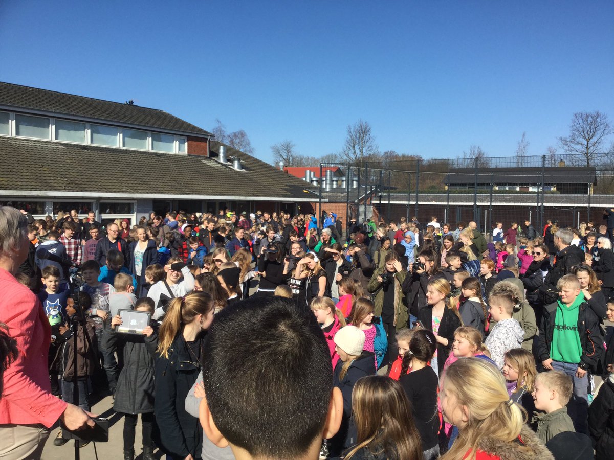 cborsting1's tweet photo. Så er vi begyndt #KulsbjergsLæringsFestival https://t.co/BzK929rpBa