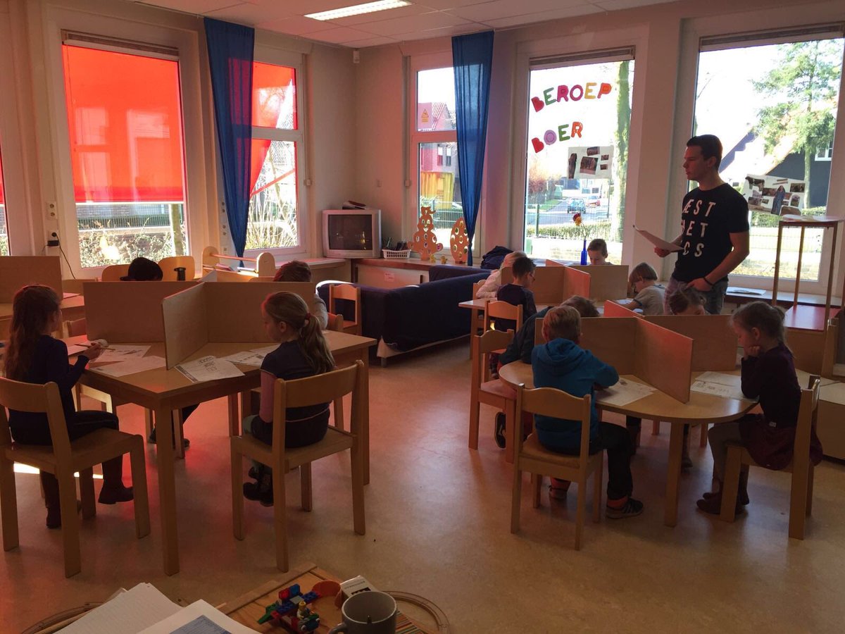 bsStJozef's tweet photo. 57 kinderen doen deze dag mee met de #W4Kangoeroe!! https://t.co/x2qxNEHF8f