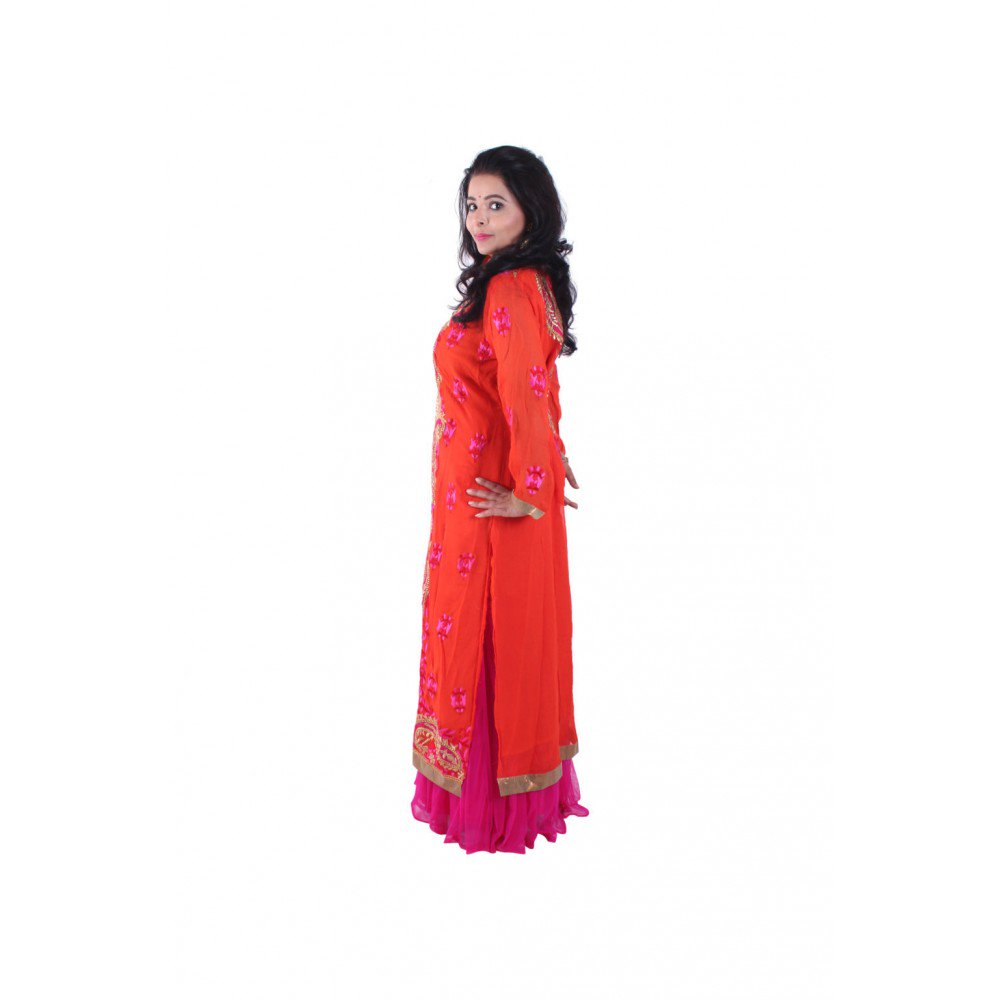 OnlyBorrow's tweet photo. Make a gorgeous style statement wearing this set of  kurta and pink net skirt.Rental Price:Rs.1,200.00 for 3 days. https://t.co/x8l0siGxJ0