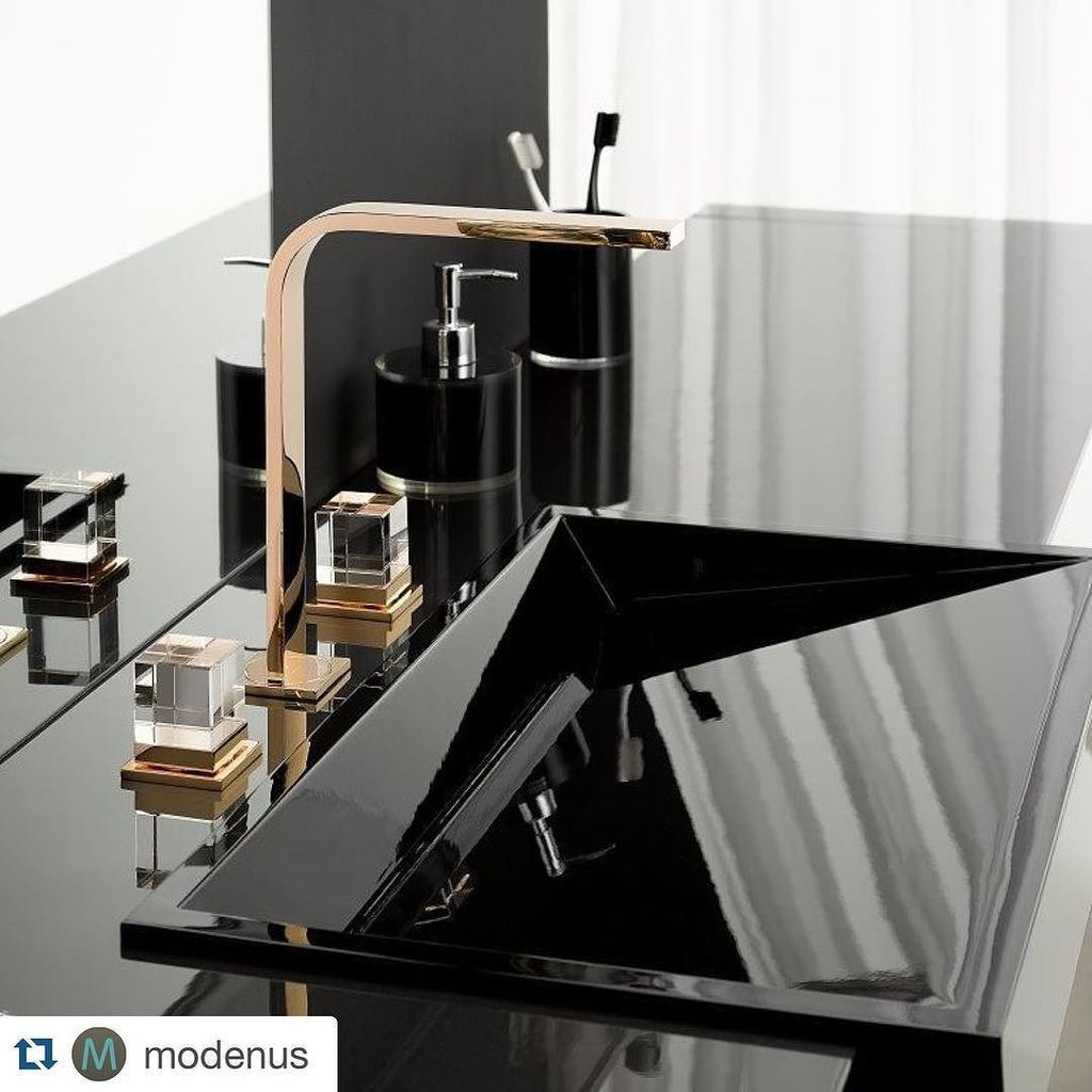 IDCDesigners's tweet image. Be there or be ⬛️! #Repost @modenus
・・・
Please follow #ModenusTalks today on Twitter from 9:30-10:30 ET as we will …