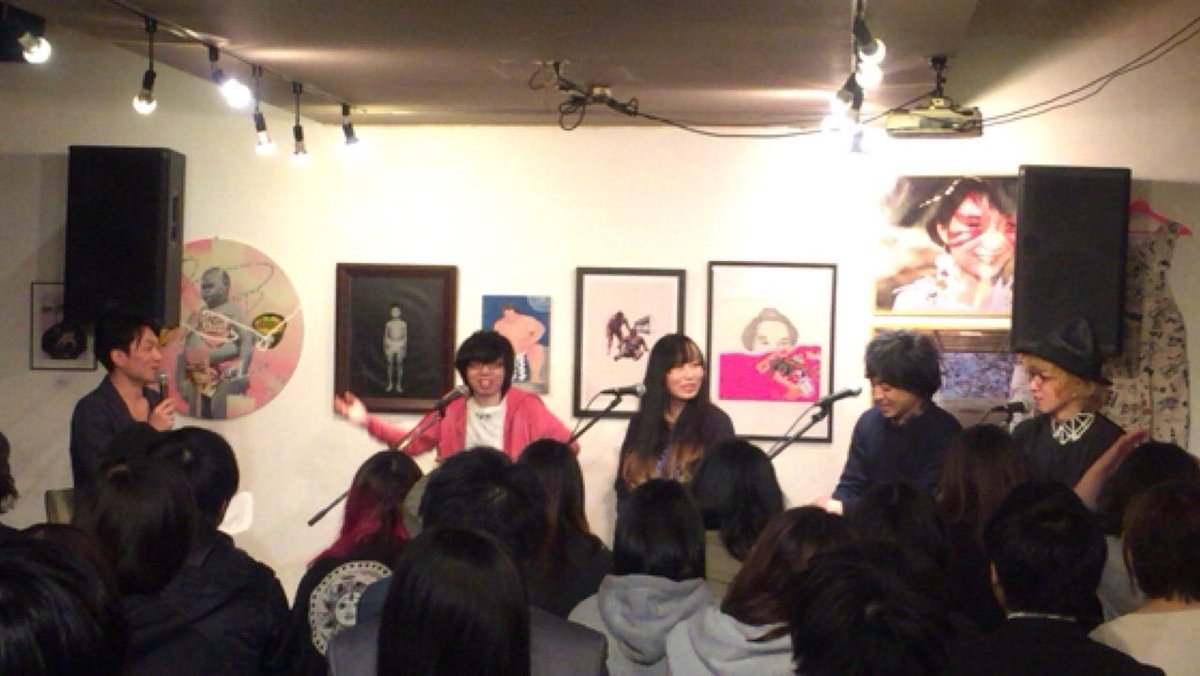 WHITE_ASH_band's tweet image. 「SPADE 3」リリースイベント「digmeout ART＆DINER &amp;amp; TALK &amp;amp; LIVE」START！

早速盛り上がっております！！

#SPADE3
#飯室大吾
#WHITEASH