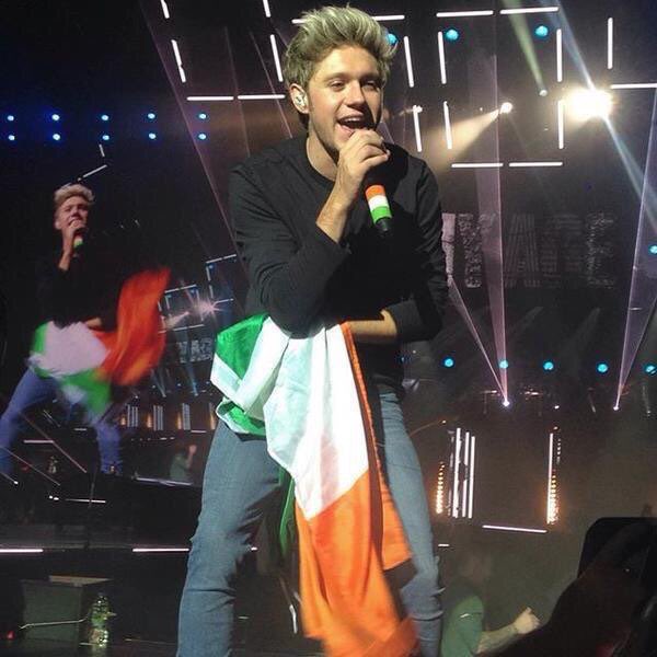 NJHNEWS's tweet photo. Happy #StPatricksDay 🍀🇮🇪 https://t.co/6aGdGII8eM