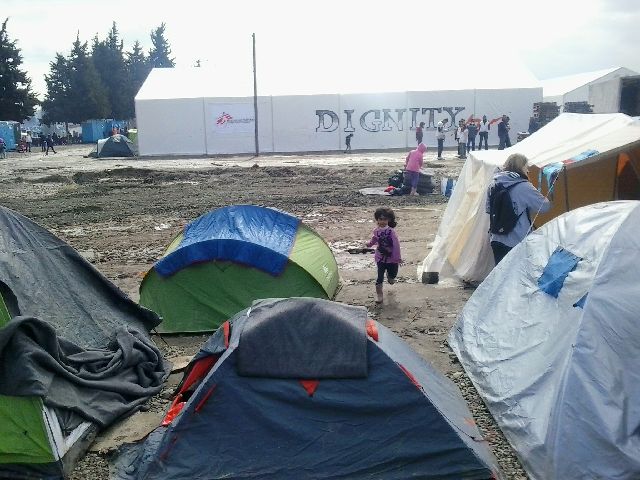 MSF_Sea's tweet photo. #Idomeni camp is squalid. There are no other words for it. The 12,000 men, women &amp; kids living here need #DignityNOW https://t.co/Miouc2pc92