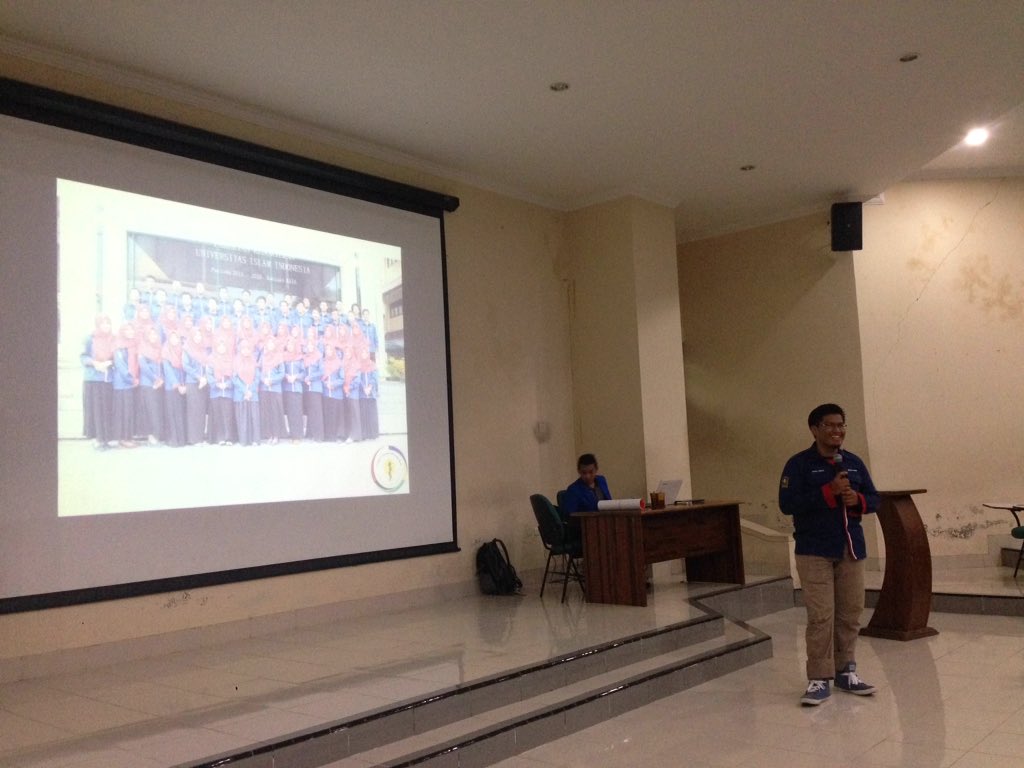 materi 'profil lem fk uii' oleh Ghaniy Prima Sandi (ketua lem fk uii 2015-2016) #maganglemfkuii16
