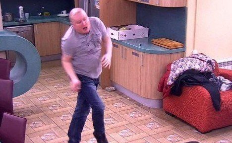 Дом 2 колян должанский танцует. Должанский танцует. Должанский танцует. Должанский гифка. Должанский танцует.