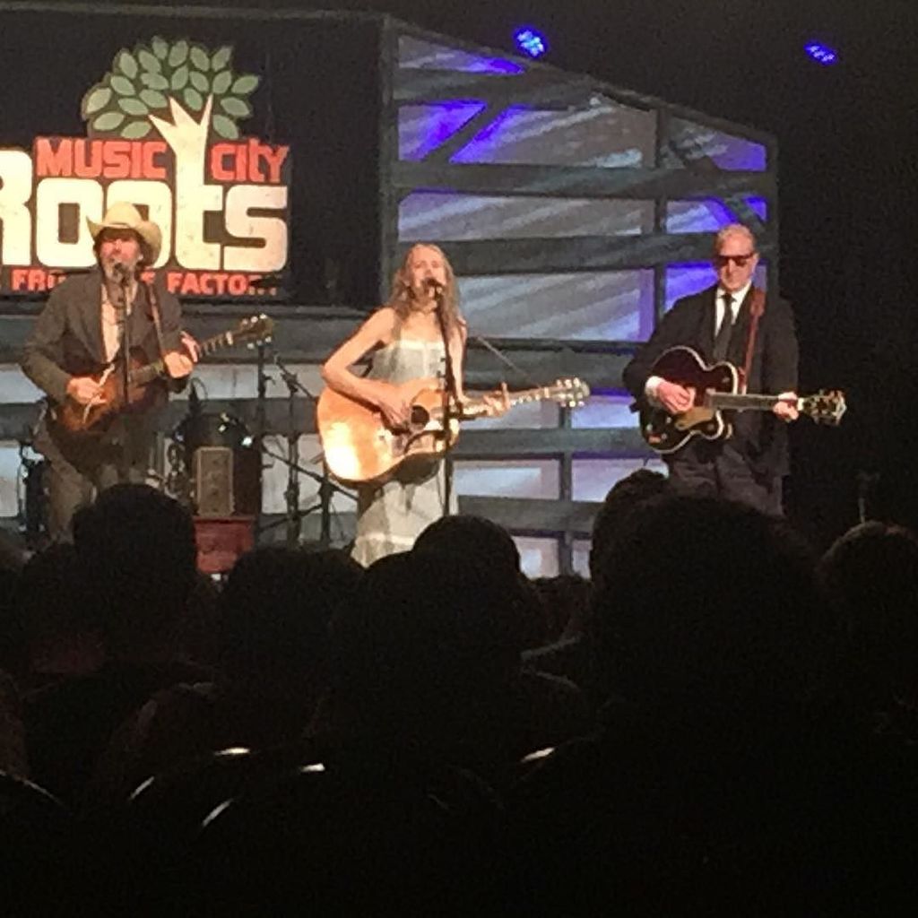 sparkman_eth's tweet photo. @levijw | T Bone Burnett with Dave & Gillian at Music City Roots #TBoneBurnett #GillianWelch #daverawlings #davidra… https://t.co/memWbsjbSy