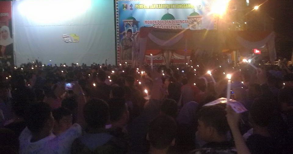 Protes Byarpet PLN, Ribuan Warga Padati Tugu Adipura Nyalakan Seribu Lilin dlvr.it/KpjtGd
