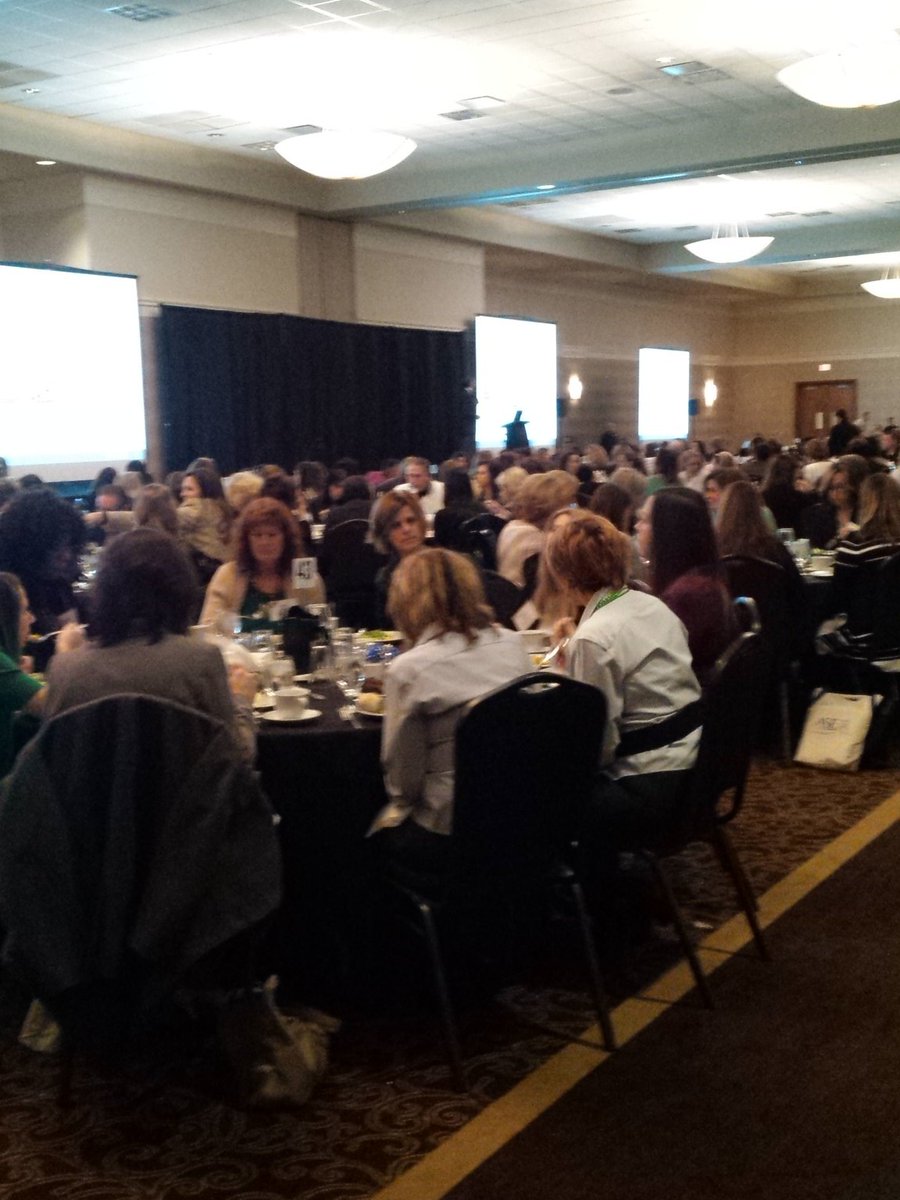 ASEnews's tweet photo. Lunch is delicious! Thanks @SuburbnShowplce @MLive @MMA_Michigan @thehenryford  #ASE16PPP https://t.co/Rrykmx0nlD