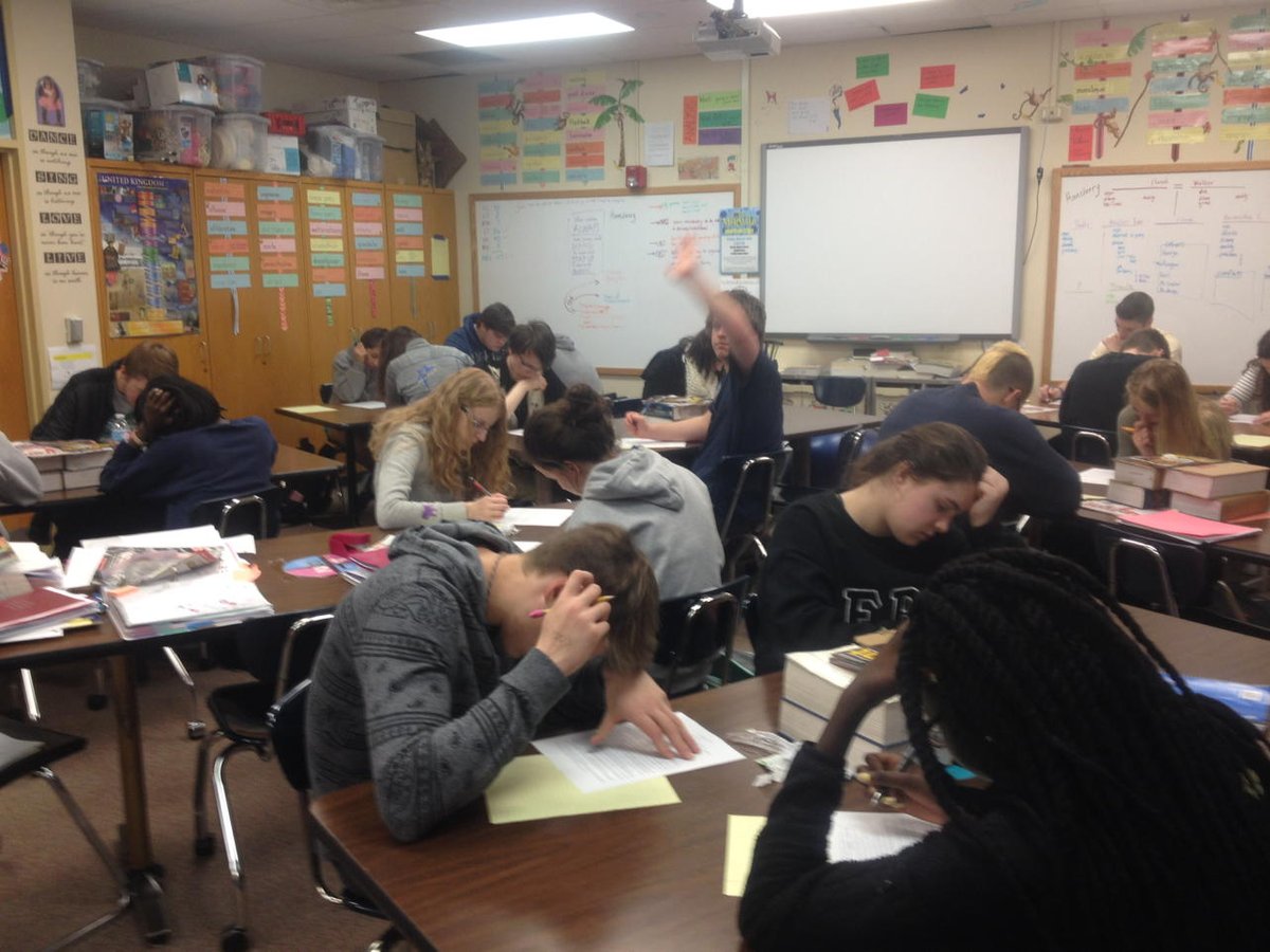 DW131's tweet photo. Hard at work showing what they know! #ape5 #ops_burke https://t.co/achO8gBi1s